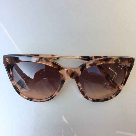 Derek Lam rose tortoise Lenon Sunglasses - Picture 1 of 5